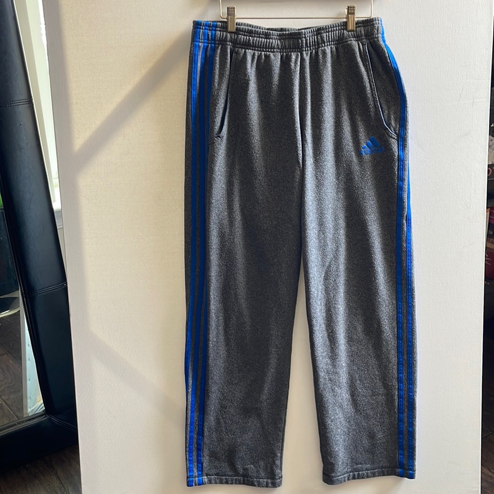 Adidas Men’s Jogger Pants Gray | size Medium